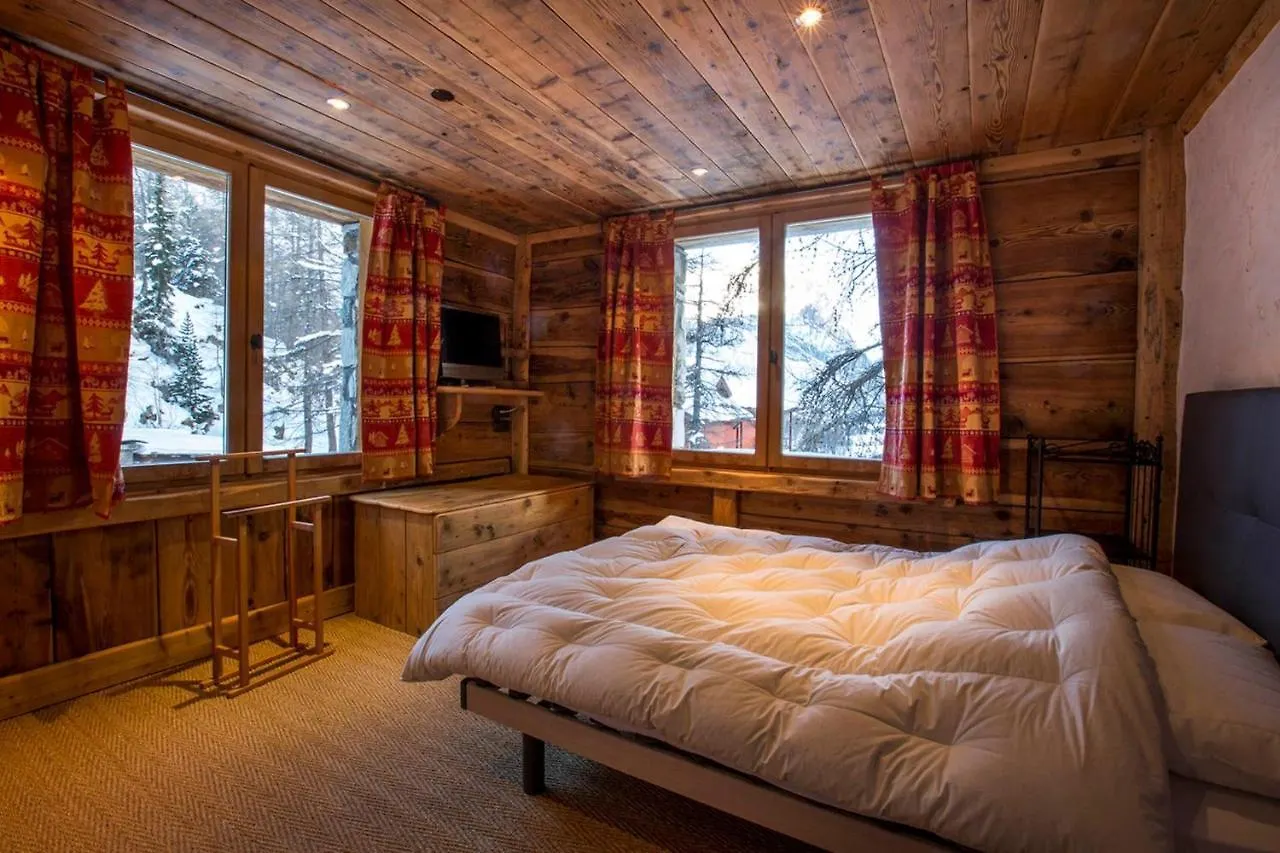 Bosset Appartement Style Chalet Bien Equipe Avec Cheminee Val-d'Isere 0*,  France
